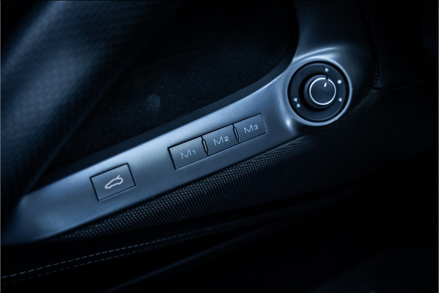 Ferrari 812 6.5 V12 Superfast HELE - Daytona Seats - Carbon - Lift - Pass. Display