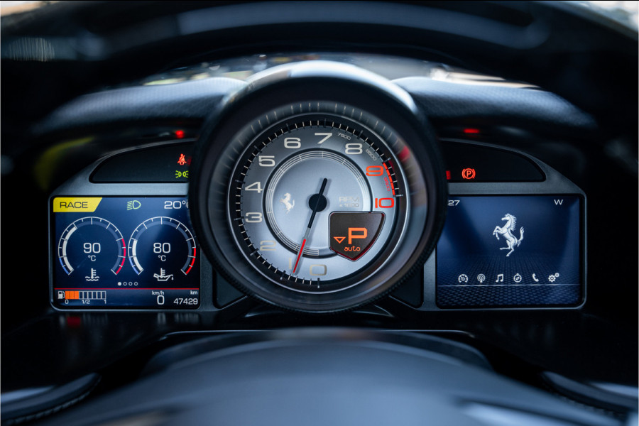 Ferrari 812 6.5 V12 Superfast HELE - Daytona Seats - Carbon - Lift - Pass. Display