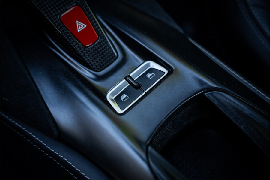 Ferrari 812 6.5 V12 Superfast HELE - Daytona Seats - Carbon - Lift - Pass. Display