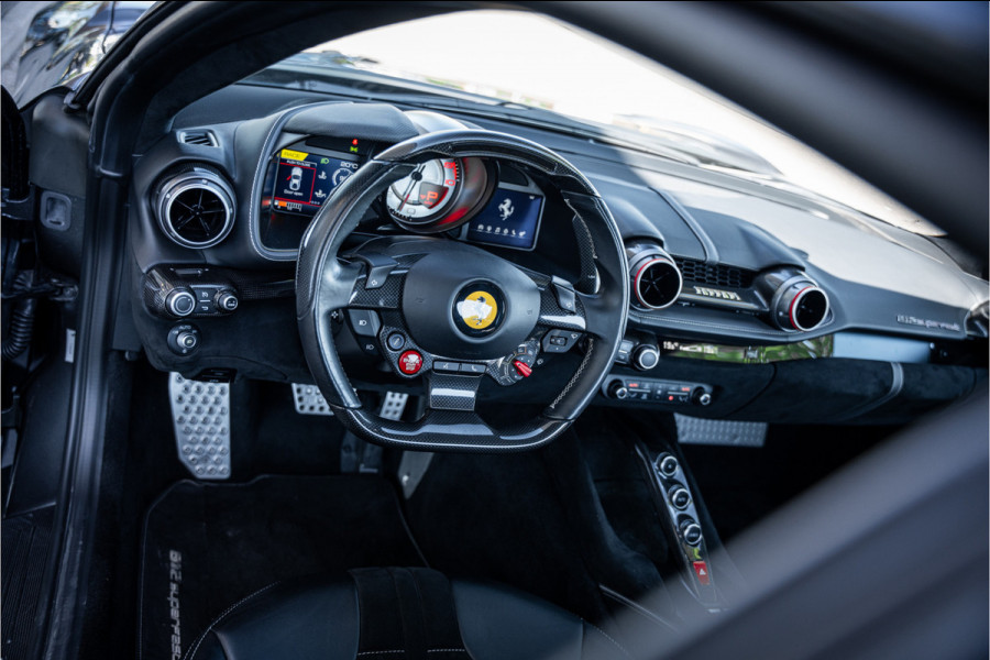 Ferrari 812 6.5 V12 Superfast HELE - Daytona Seats - Carbon - Lift - Pass. Display