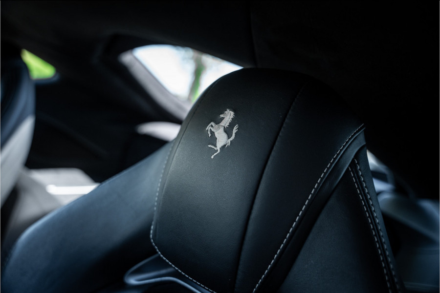 Ferrari 812 6.5 V12 Superfast HELE - Daytona Seats - Carbon - Lift - Pass. Display