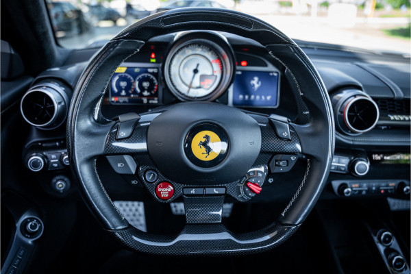 Ferrari 812 6.5 V12 Superfast HELE - Daytona Seats - Carbon - Lift - Pass. Display