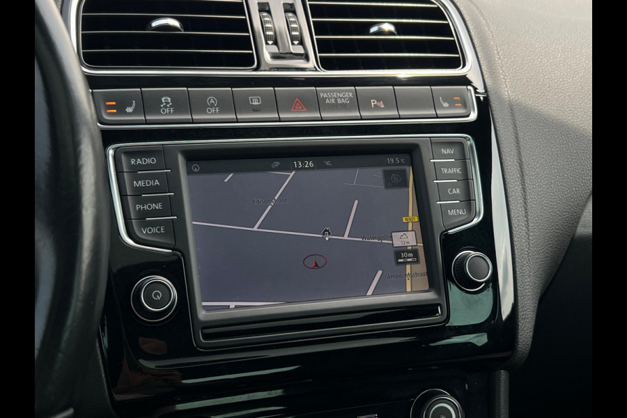 Volkswagen Polo 1.8 TSI GTI PANO | ZEER NETTE AUTO | STOELVERW | PDC VOOR & ACHTER | CARPLAY |