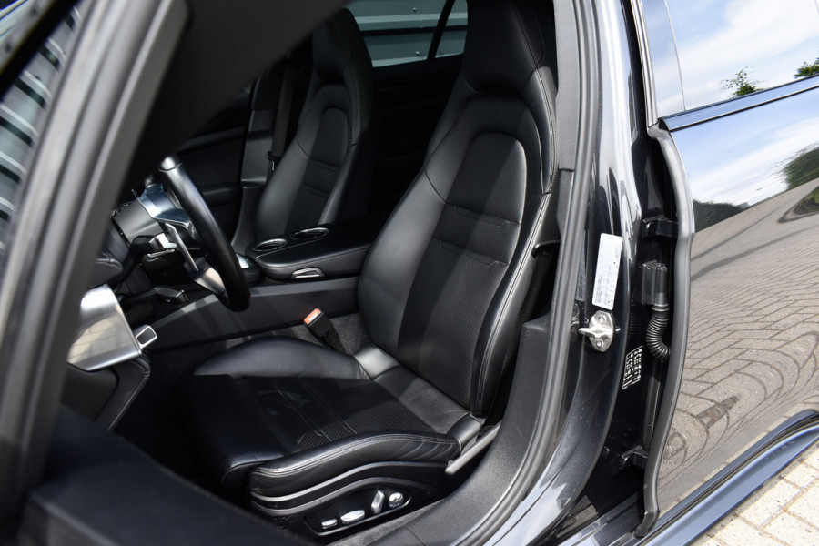 Porsche Panamera Sport Turismo 2.9 4 E-Hybrid Sport Design | Panoramadak | ACC | Bose | Sportuitlaat | 21'' Velgen | Head-Up | CarPlay |