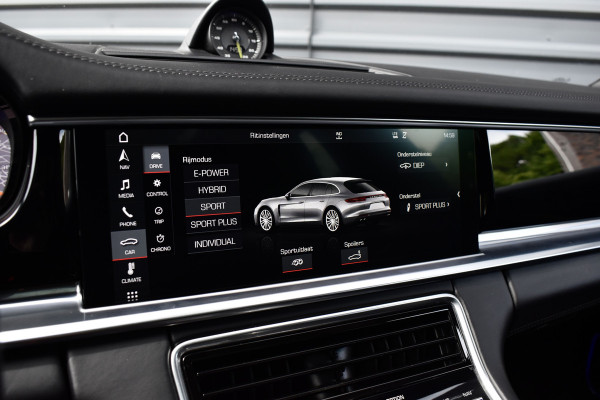 Porsche Panamera Sport Turismo 2.9 4 E-Hybrid Sport Design | Panoramadak | ACC | Bose | Sportuitlaat | 21'' Velgen | Head-Up | CarPlay |