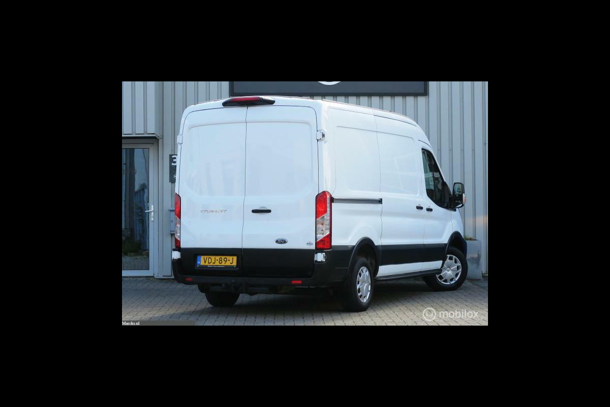 Ford Transit 2.0 TDCI L2H2 EURO6 3pers Veel opties !!! Ford Transit 2.0 TDCI L2H2 EURO6 3pers Veel opties !!!
