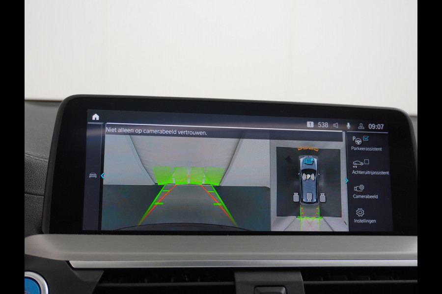 BMW iX3 AUT. 286pk 80kWh Pano/Schuif-Kant-Dak Leder+elektr.SportStoel+Verwarmd M-Sport-St+ M-Aeropack 20"Lmv Apple Android Carplay WiFi  Driving-Assist-Pro Connected-Pack-Pro Digital-Key Elektr.-A-Klep Cockpit-Live-Pro 3-zone Ecc Hemel-Zwart Head-up display Live-Cockpit-Pro Akoustiekglas DAB Driving assistant Uitwijk-Aassistent Verkeersbord detectie Exterior-Line Snelladen tot 150kWh/11kwh 3-fase (thuis)  €72500 nieuwprijs Orig.NLse auto