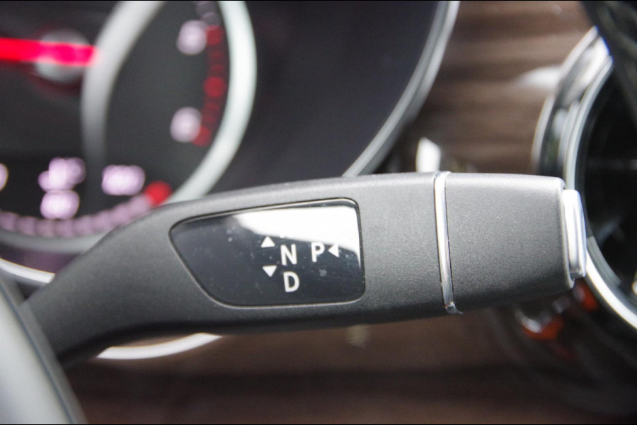 Mercedes-Benz V-Klasse 300d 4-MATIC XL DC-5P, AUT. LED, LEDER, MEMORY, 2X ELEKTR. SCHUIFDEUR, MBUX 10'', 360 CAMERA, TREKHAAK AFNEEMBAAR, PARKEERSENSOR