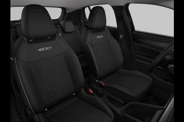 Fiat 600 1.2 Hybrid 110pk Black Edition | Uit voorraad leverbaar !