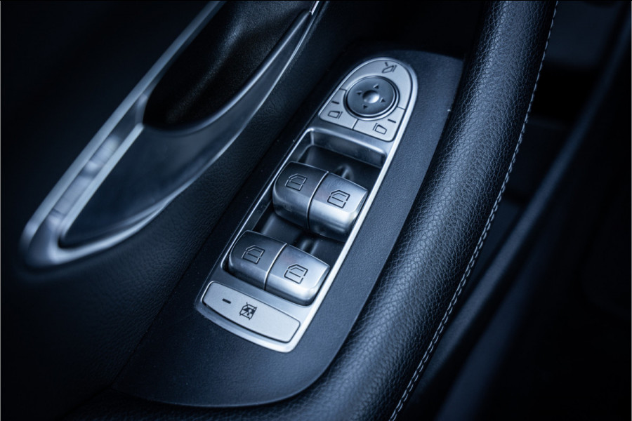 Mercedes-Benz E-Klasse Cabrio 400 4MATIC (334pk) Premium Plus - Ventilatie - AMG - Memory