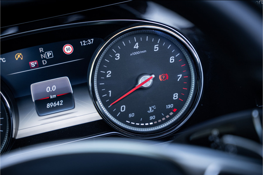 Mercedes-Benz E-Klasse Cabrio 400 4MATIC (334pk) Premium Plus - Ventilatie - AMG - Memory