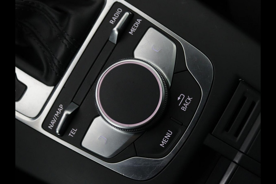 Audi A3 1.0 TFSI | Automaat | Panoramadak | Adaptive cruise | Climate control | Navigatie | Xenon | Parkeerhulp | Bluetooth