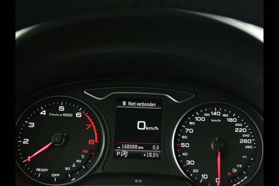 Audi A3 1.0 TFSI | Automaat | Panoramadak | Adaptive cruise | Climate control | Navigatie | Xenon | Parkeerhulp | Bluetooth