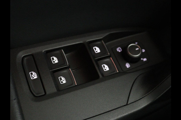 Seat Leon 1.4 TSI eHybrid PHEV FR | Carplay | Sfeerverlichting | Navigatie | Full LED | Sportstoelen | Parkeerhulp | Climate control | Cruise control