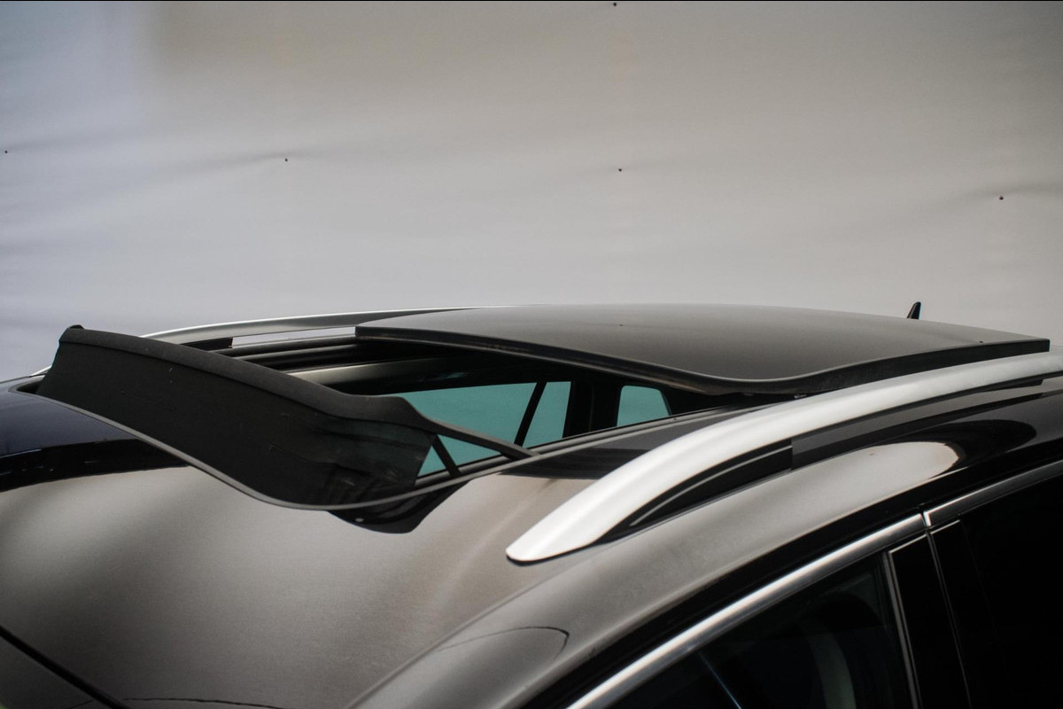 Volkswagen Tiguan 1.4 TSI ACT Highline Automaat ORG NL [ Pano Virtual Memory Leder EL-Trekhaak Carplay LED Adaptive Cruise ]