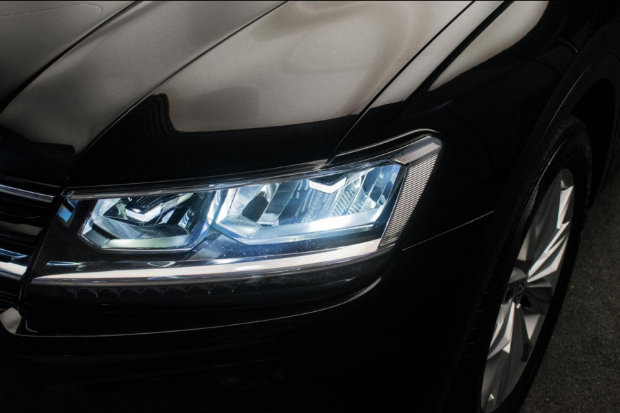 Volkswagen Tiguan 1.4 TSI ACT Highline Automaat ORG NL [ Pano Virtual Memory Leder EL-Trekhaak Carplay LED Adaptive Cruise ]