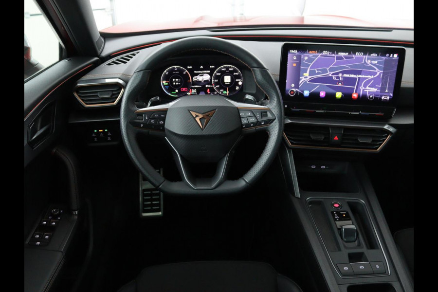 CUPRA Formentor 1.4 e-Hybrid VZ | 245pk | Stuurverwarming | Adaptive cruise | Camera | Navigatie | Keyless | Full LED | Sportstoelen | PHEV