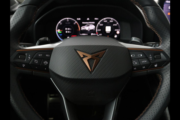 CUPRA Formentor 1.4 e-Hybrid VZ | 245pk | Stuurverwarming | Adaptive cruise | Camera | Navigatie | Keyless | Full LED | Sportstoelen | PHEV