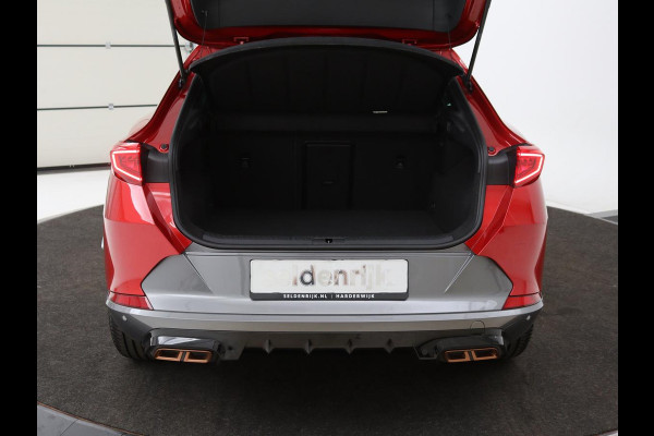 CUPRA Formentor 1.4 e-Hybrid VZ | 245pk | Stuurverwarming | Adaptive cruise | Camera | Navigatie | Keyless | Full LED | Sportstoelen | PHEV
