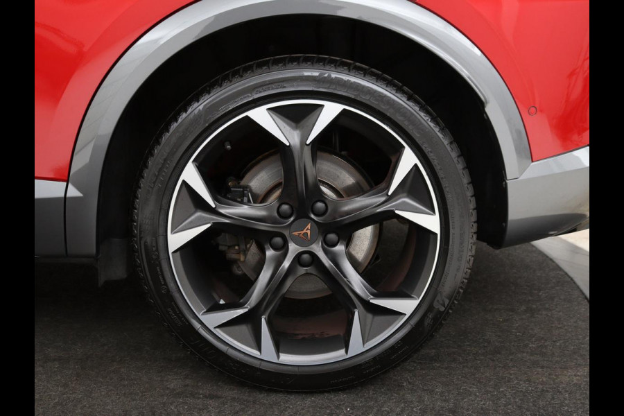 CUPRA Formentor 1.4 e-Hybrid VZ | 245pk | Stuurverwarming | Adaptive cruise | Camera | Navigatie | Keyless | Full LED | Sportstoelen | PHEV