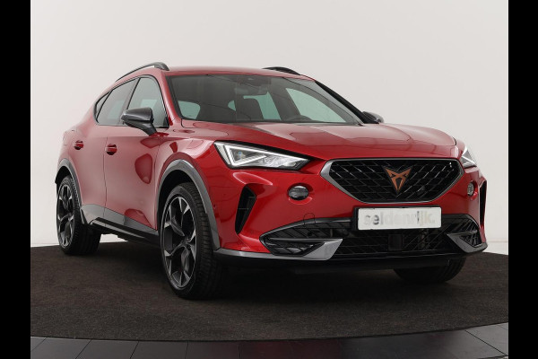 CUPRA Formentor 1.4 e-Hybrid VZ | 245pk | Stuurverwarming | Adaptive cruise | Camera | Navigatie | Keyless | Full LED | Sportstoelen | PHEV