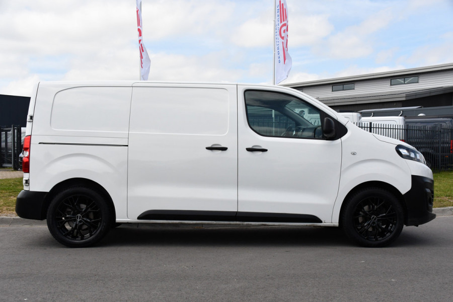Citroën ë-Jumpy L2 50 kWh Black & White Edition Cruise, Sensoren, 136pk, Radio, Uniek!