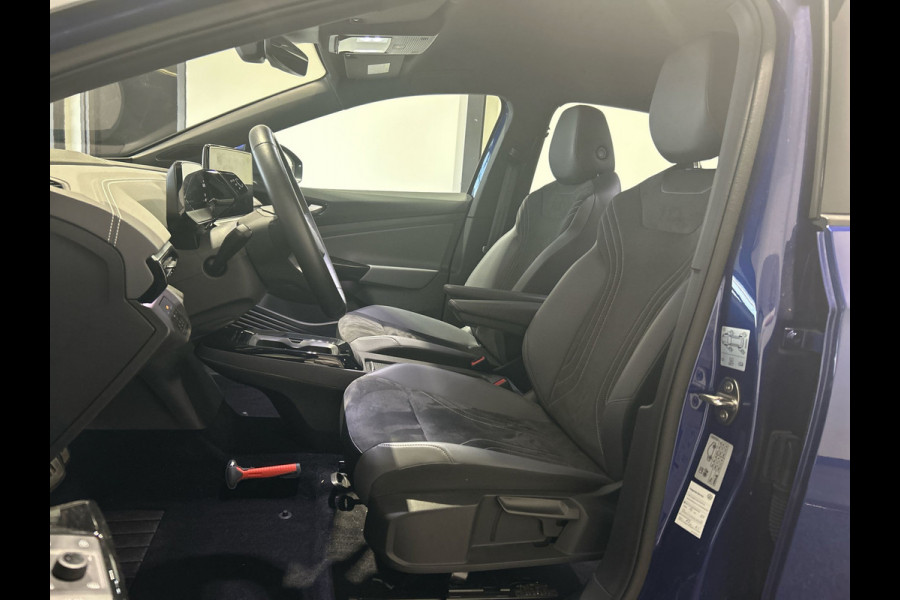Volkswagen ID.5 Pro Advantage 77 kWh | Zwart dak | Camera | 19 inch "Hamar" | LED | SoH (batterijcheck) 99.22 % score!
