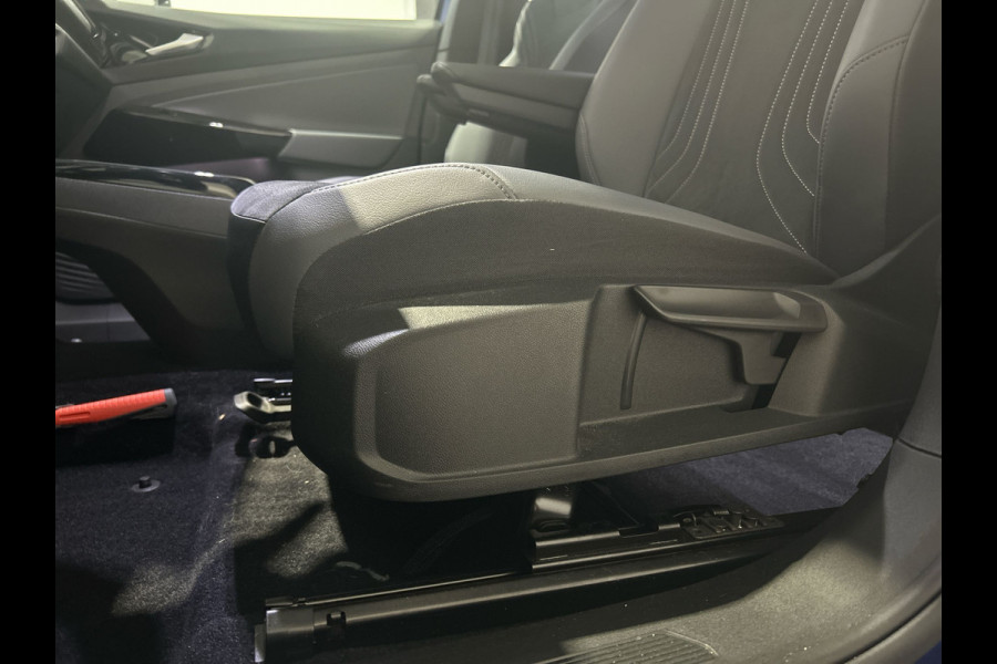 Volkswagen ID.5 Pro Advantage 77 kWh | Zwart dak | Camera | 19 inch "Hamar" | LED | SoH (batterijcheck) 99.22 % score!
