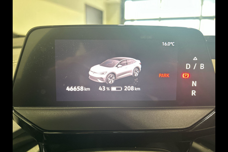 Volkswagen ID.5 Pro Advantage 77 kWh | Zwart dak | Camera | 19 inch "Hamar" | LED | SoH (batterijcheck) 99.22 % score!