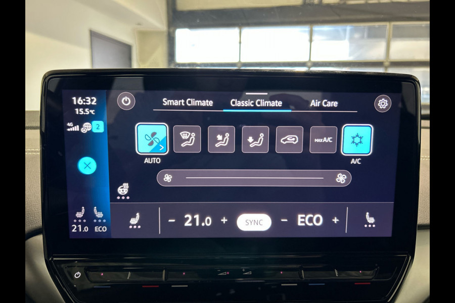 Volkswagen ID.5 Pro Advantage 77 kWh | Zwart dak | Camera | 19 inch "Hamar" | LED | SoH (batterijcheck) 99.22 % score!
