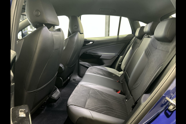 Volkswagen ID.5 Pro Advantage 77 kWh | Zwart dak | Camera | 19 inch "Hamar" | LED | SoH (batterijcheck) 99.22 % score!