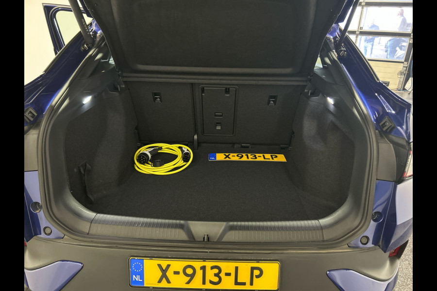Volkswagen ID.5 Pro Advantage 77 kWh | Zwart dak | Camera | 19 inch "Hamar" | LED | SoH (batterijcheck) 99.22 % score!