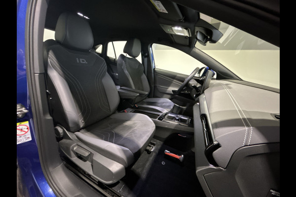 Volkswagen ID.5 Pro Advantage 77 kWh | Zwart dak | Camera | 19 inch "Hamar" | LED | SoH (batterijcheck) 99.22 % score!