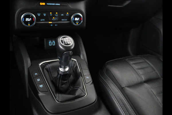 Ford Focus 1.0 EcoBoost Hybrid Active | Leder | Trekhaak | Camera | Carplay | Full LED | Keyless | Navigatie | Climate control