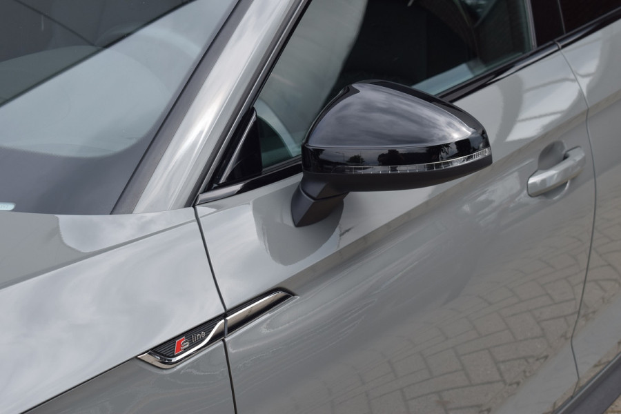 Audi A5 Sportback 40 TFSI 190pk S-tronic S-line | Pano | RS stoelen