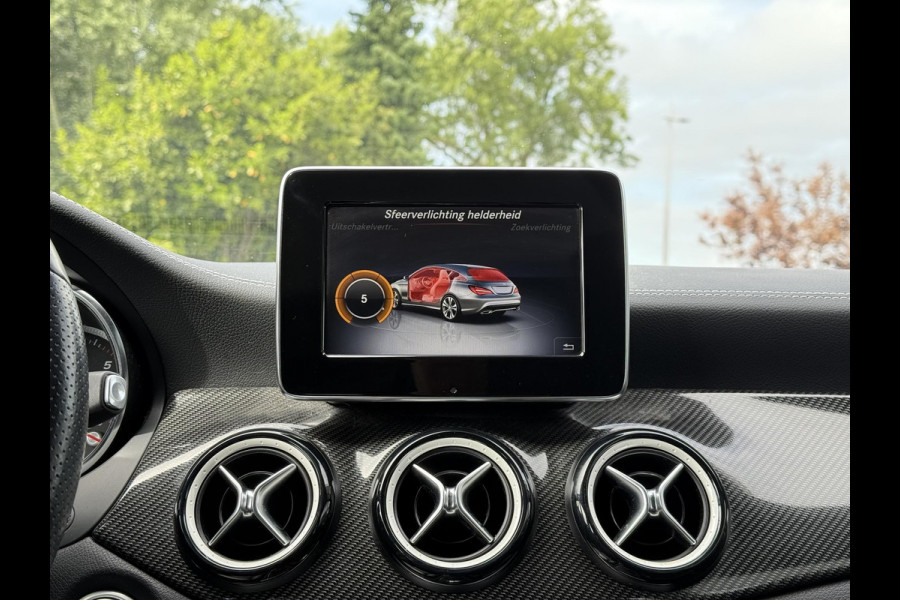 Mercedes-Benz CLA-Klasse Shooting Brake 200d AMG Navi | Camera | ECC |