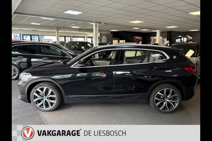 BMW X2 XDrive25e Business Edition Plus / head-up / Panorama-dak / Leder / stoelverwarming