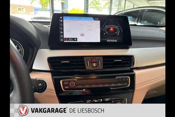 BMW X2 XDrive25e Business Edition Plus / head-up / Panorama-dak / Leder / stoelverwarming