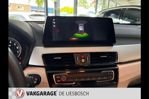 BMW X2 XDrive25e Business Edition Plus / head-up / Panorama-dak / Leder / stoelverwarming