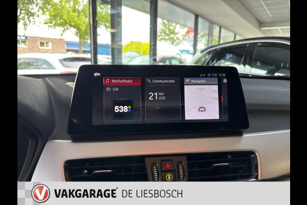 BMW X2 XDrive25e Business Edition Plus / head-up / Panorama-dak / Leder / stoelverwarming