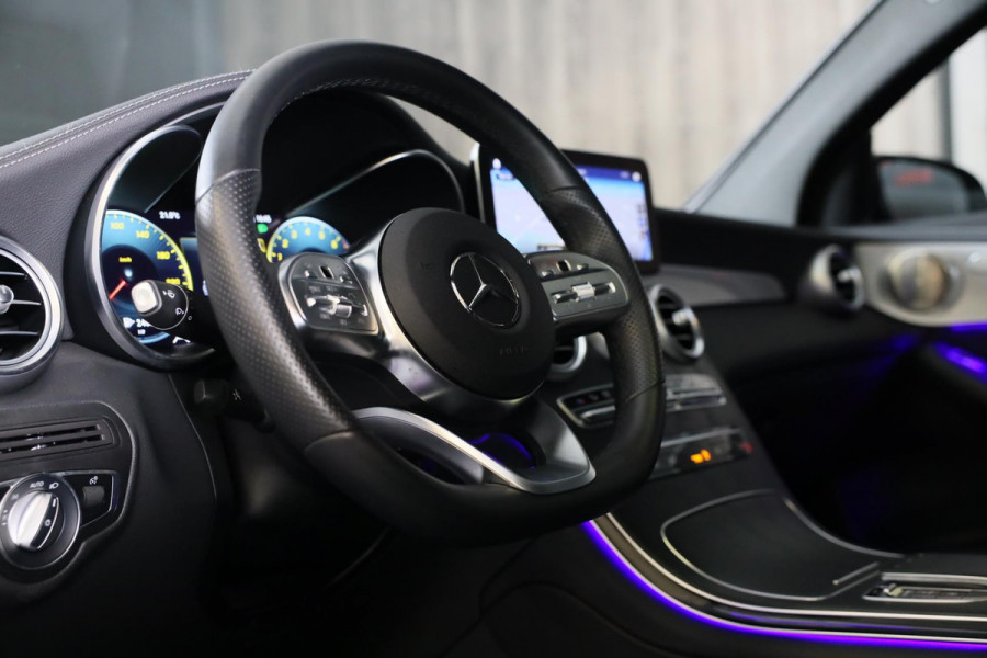Mercedes-Benz GLC Coupé 300e 4MATIC AMG 63 Look / Memory / Digital Cockpit / Open Dak / Camera / Acc / Trekhaak / Led