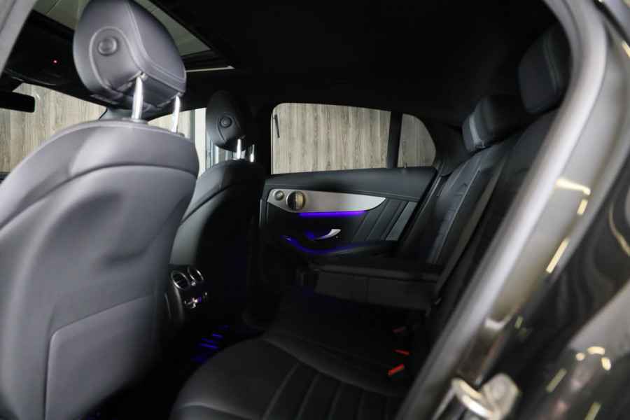 Mercedes-Benz GLC Coupé 300e 4MATIC AMG 63 Look / Memory / Digital Cockpit / Open Dak / Camera / Acc / Trekhaak / Led