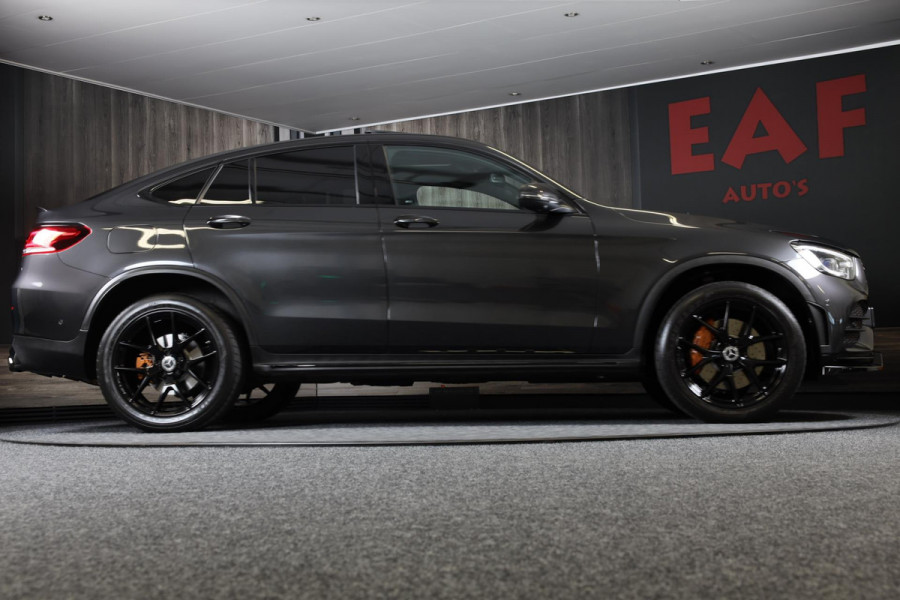 Mercedes-Benz GLC Coupé 300e 4MATIC AMG 63 Look / Memory / Digital Cockpit / Open Dak / Camera / Acc / Trekhaak / Led