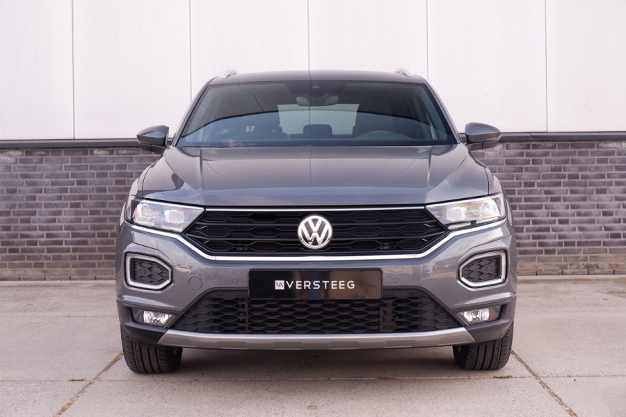 Volkswagen T-Roc 1.5 TSI Sport LED | Trekhaak | Carplay | Camera | PDC