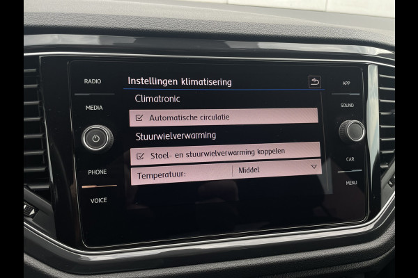 Volkswagen T-Roc 1.5 TSI Sport LED | Trekhaak | Carplay | Camera | PDC
