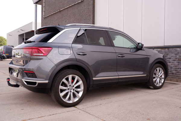 Volkswagen T-Roc 1.5 TSI Sport LED | Trekhaak | Carplay | Camera | PDC
