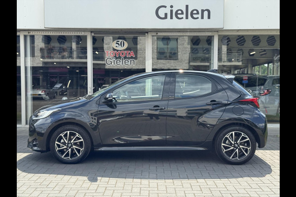 Toyota Yaris 1.5 Hybrid Dynamic Plus | Stoelverwarming, Keyless, LED, Lichtmetalen velgen, Parkeercamera, Adaptive cruise control