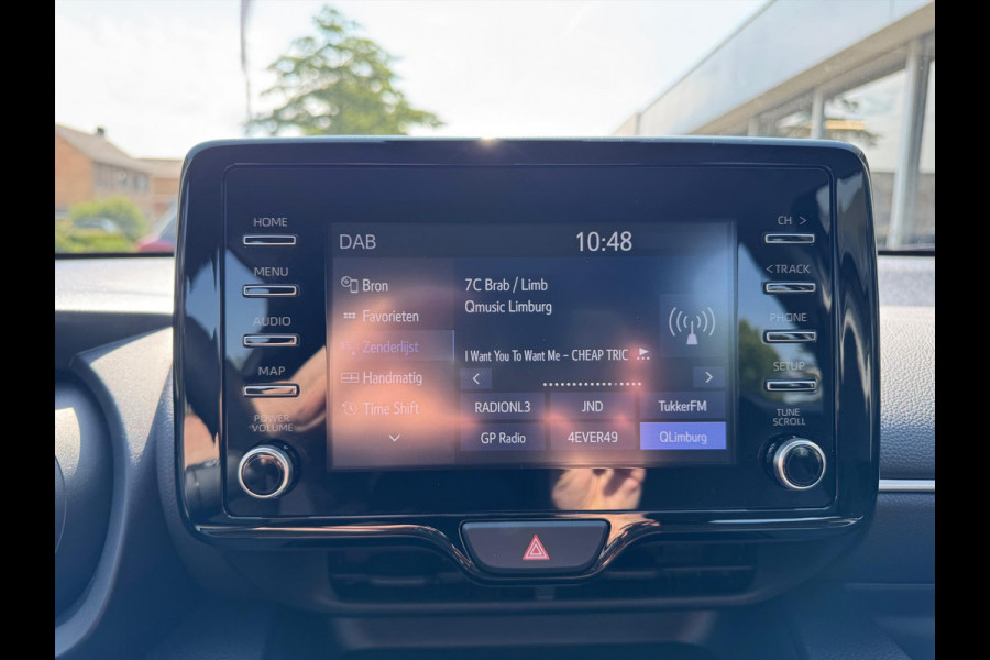 Toyota Yaris 1.5 Hybrid Dynamic Plus | Stoelverwarming, Keyless, LED, Lichtmetalen velgen, Parkeercamera, Adaptive cruise control