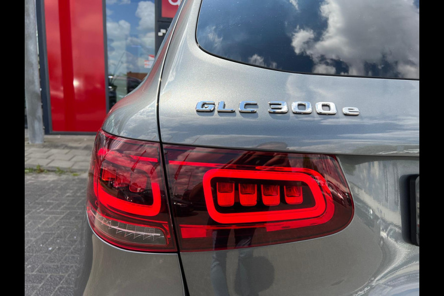 Mercedes-Benz GLC 300e 4MATIC Business Solution Luxury