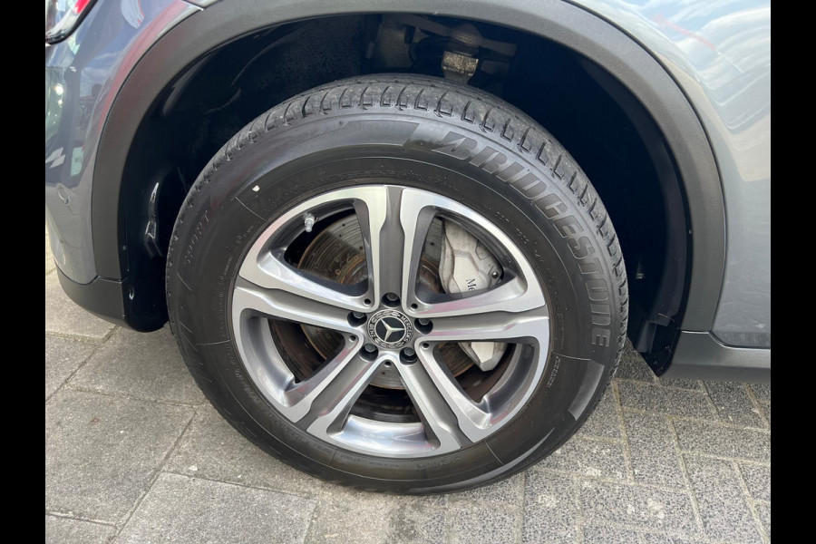 Mercedes-Benz GLC 300e 4MATIC Business Solution Luxury